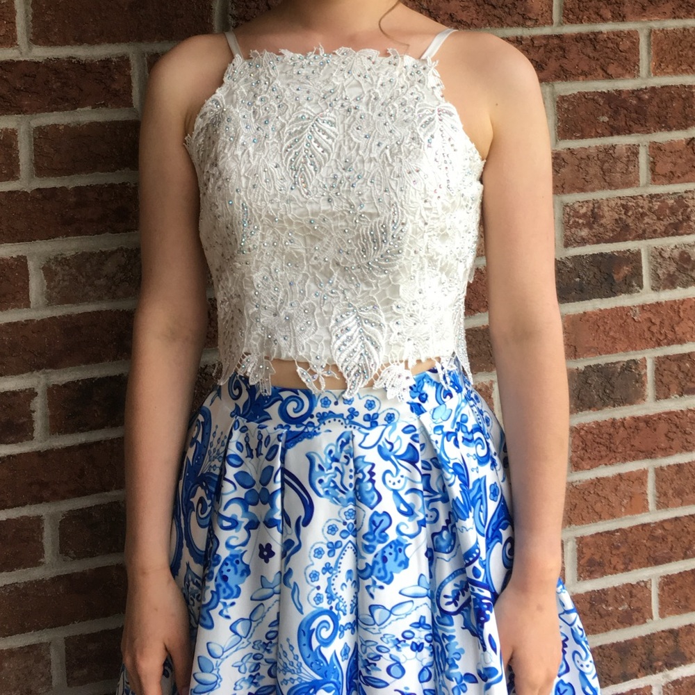 ELEGANT TWO PIECES PROM DRESS WHITE AND BLUE